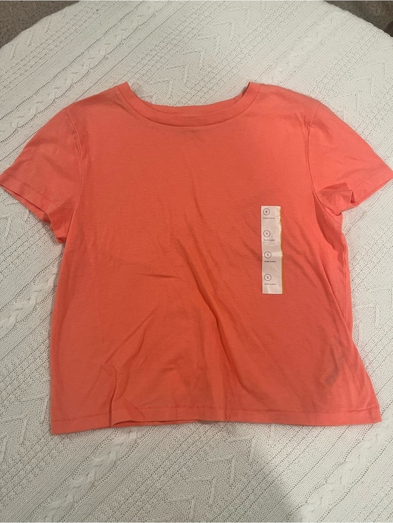 Universal Thread Tops - Universal Thread Peach Short Sleeve Tee - Size Small